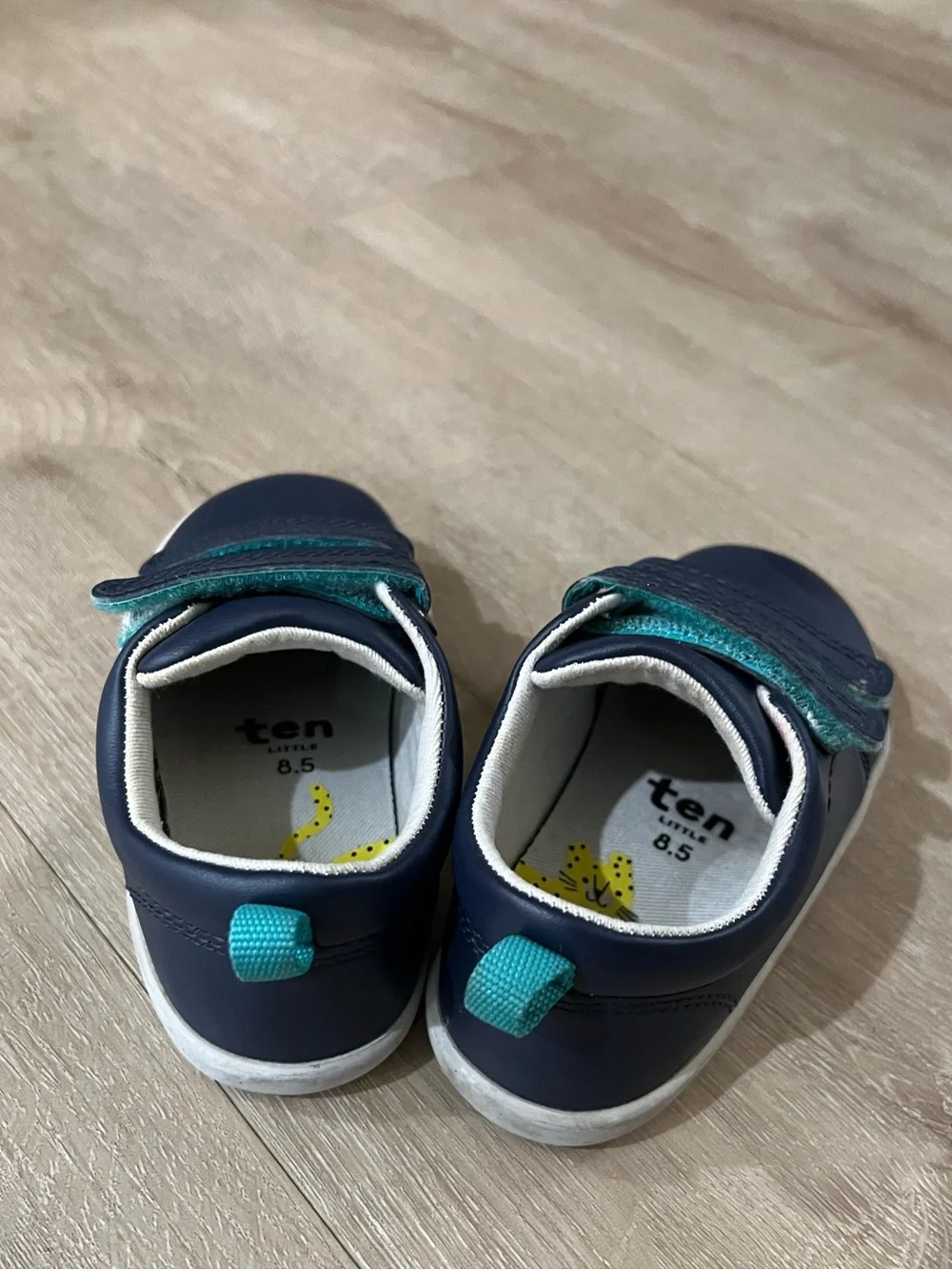 Ten Little Shoes- Everyday Original- Navy blue shoes- size 8.5 toddler shoes
